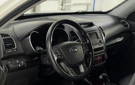 KIA Sorento II рестайлинг, 2013 год, 1 699 000 рублей, 8 фотография