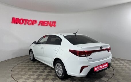 KIA Rio IV, 2018 год, 1 075 000 рублей, 6 фотография