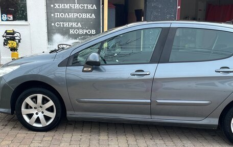 Peugeot 308 II, 2010 год, 675 000 рублей, 2 фотография