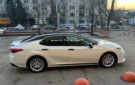 Toyota Camry, 2020 год, 3 850 000 рублей, 7 фотография