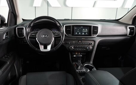 KIA Sportage IV рестайлинг, 2019 год, 2 439 000 рублей, 6 фотография