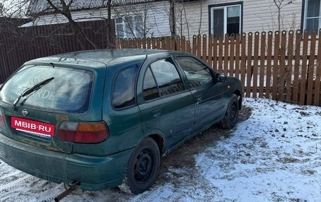 Nissan Almera, 1998 год, 160 000 рублей, 2 фотография