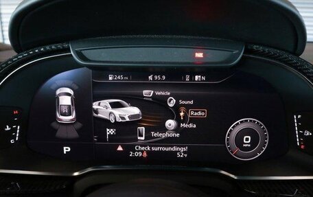 Audi R8, 2023 год, 28 612 000 рублей, 14 фотография