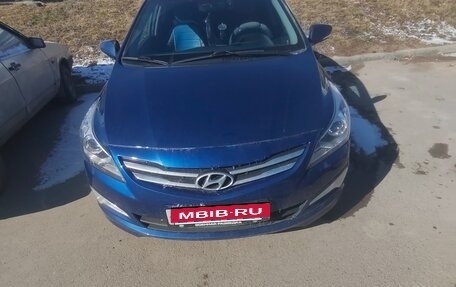 Hyundai Solaris II рестайлинг, 2016 год, 950 000 рублей, 1 фотография