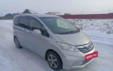 Honda Freed I, 2012 год, 1 190 000 рублей, 2 фотография