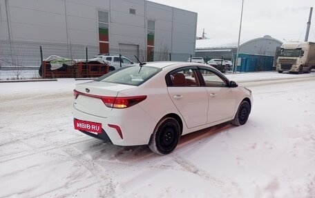 KIA Rio IV, 2018 год, 1 199 999 рублей, 2 фотография