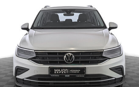 Volkswagen Tiguan II, 2021 год, 2 450 000 рублей, 2 фотография