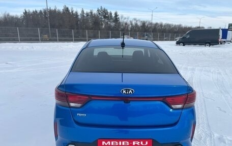 KIA Rio IV, 2020 год, 1 630 000 рублей, 5 фотография