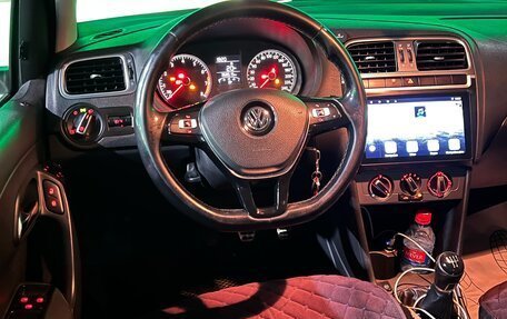 Volkswagen Polo VI (EU Market), 2016 год, 990 000 рублей, 12 фотография