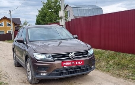 Volkswagen Tiguan II, 2018 год, 2 600 000 рублей, 8 фотография