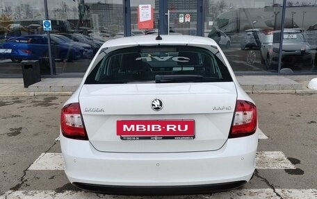 Skoda Rapid I, 2018 год, 1 050 000 рублей, 4 фотография