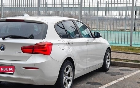 BMW 1 серия, 2017 год, 2 300 000 рублей, 6 фотография