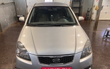 KIA Rio II, 2011 год, 650 000 рублей, 1 фотография