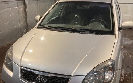 KIA Rio II, 2011 год, 650 000 рублей, 2 фотография