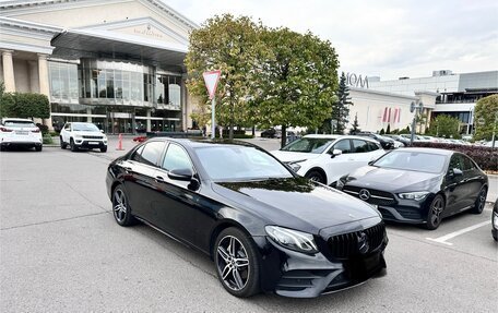 Mercedes-Benz E-Класс, 2019 год, 3 650 000 рублей, 4 фотография