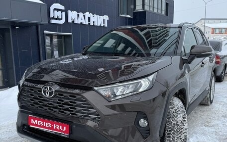 Toyota RAV4, 2019 год, 4 100 000 рублей, 1 фотография