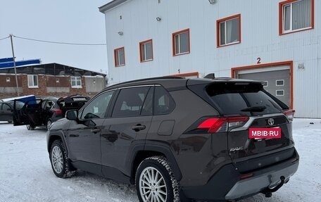 Toyota RAV4, 2019 год, 4 100 000 рублей, 5 фотография