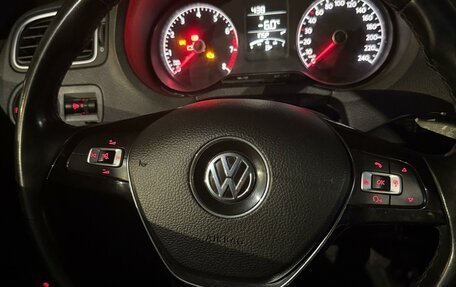 Volkswagen Polo VI (EU Market), 2018 год, 740 000 рублей, 1 фотография