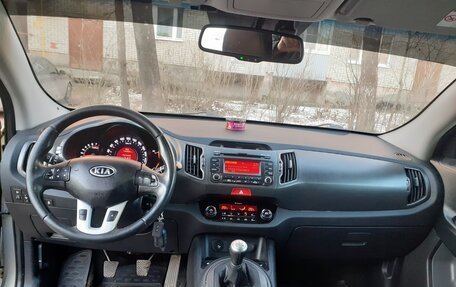 KIA Sportage III, 2010 год, 580 000 рублей, 2 фотография