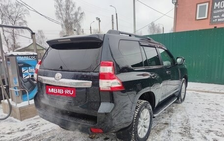 Toyota Land Cruiser Prado 150 рестайлинг 2, 2015 год, 3 850 000 рублей, 3 фотография