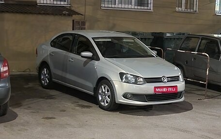 Volkswagen Polo VI (EU Market), 2013 год, 690 000 рублей, 1 фотография