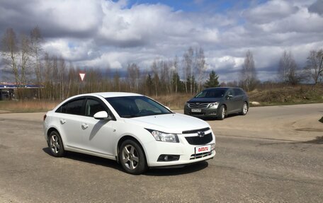 Chevrolet Cruze II, 2012 год, 800 000 рублей, 7 фотография