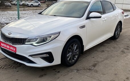 KIA Optima IV, 2018 год, 1 190 000 рублей, 3 фотография