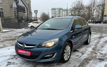 Opel Astra J, 2013 год, 950 000 рублей, 1 фотография