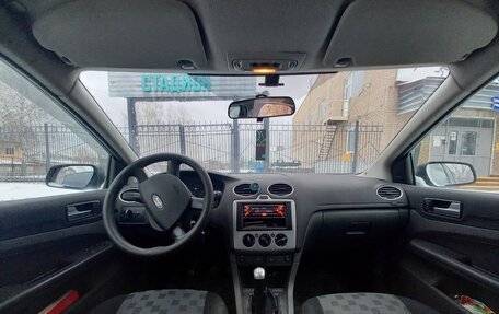 Ford Focus II рестайлинг, 2005 год, 350 000 рублей, 14 фотография