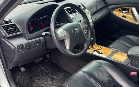 Toyota Camry, 2007 год, 1 350 000 рублей, 10 фотография