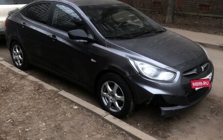 Hyundai Solaris II рестайлинг, 2011 год, 565 000 рублей, 4 фотография