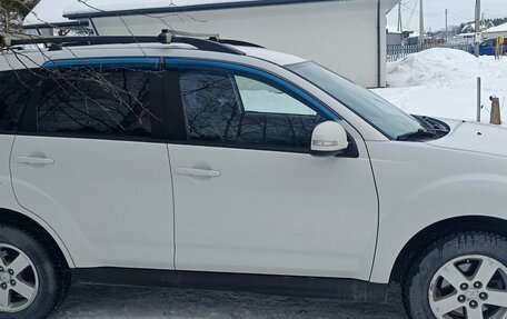 Mitsubishi Outlander III рестайлинг 3, 2011 год, 1 350 000 рублей, 2 фотография