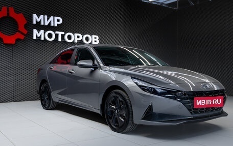 Hyundai Elantra, 2022 год, 2 280 000 рублей, 3 фотография