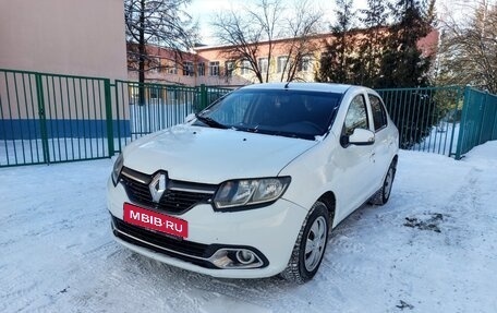 Renault Logan II, 2016 год, 435 000 рублей, 1 фотография