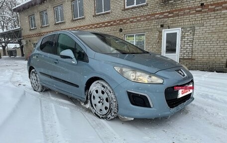 Peugeot 308 II, 2011 год, 579 000 рублей, 2 фотография