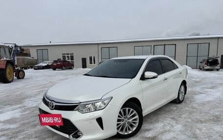 Toyota Camry, 2015 год, 2 150 000 рублей, 4 фотография