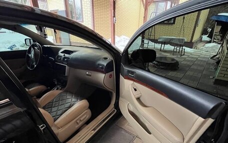 Toyota Avensis III рестайлинг, 2006 год, 680 000 рублей, 4 фотография