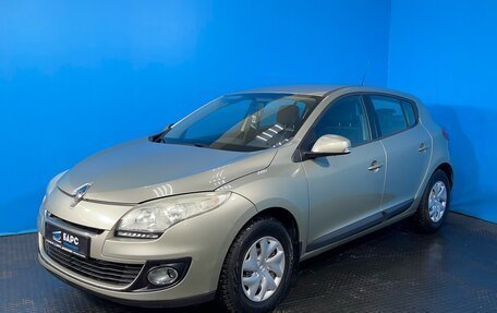 Renault Megane III, 2014 год, 970 000 рублей, 2 фотография