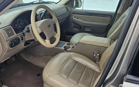 Ford Explorer III, 2003 год, 1 400 000 рублей, 11 фотография