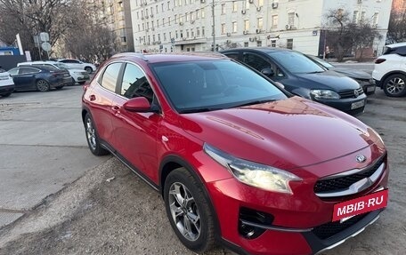 KIA XCeed I, 2020 год, 1 990 000 рублей, 4 фотография