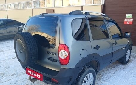 Chevrolet Niva I рестайлинг, 2012 год, 530 000 рублей, 4 фотография