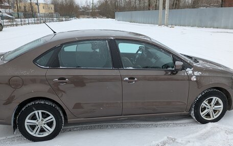 Volkswagen Polo VI (EU Market), 2015 год, 900 000 рублей, 6 фотография