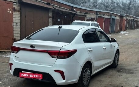 KIA Rio IV, 2019 год, 915 000 рублей, 2 фотография