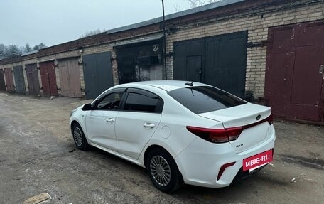 KIA Rio IV, 2019 год, 915 000 рублей, 3 фотография