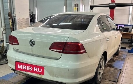 Volkswagen Passat B7, 2013 год, 1 197 000 рублей, 6 фотография