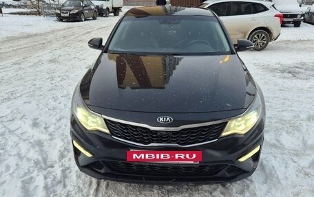 KIA Optima IV, 2020 год, 1 700 000 рублей, 2 фотография