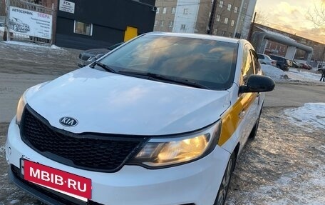 KIA Rio III рестайлинг, 2017 год, 750 000 рублей, 2 фотография