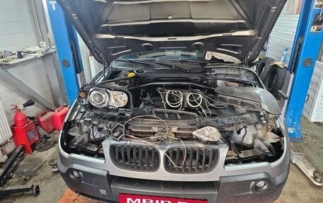 BMW X3, 2004 год, 910 000 рублей, 21 фотография