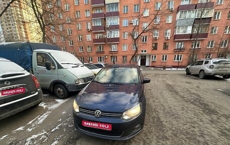 Volkswagen Polo VI (EU Market), 2013 год, 715 000 рублей, 1 фотография