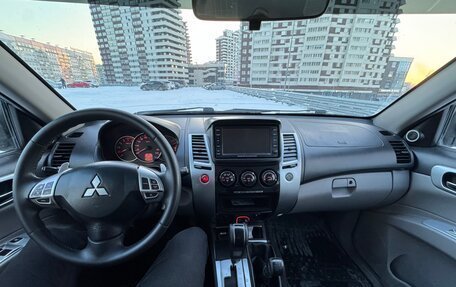 Mitsubishi Pajero Sport II рестайлинг, 2011 год, 990 000 рублей, 4 фотография